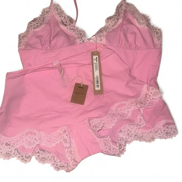 Fits Everybody Lace Trim Crop Camisole & Shorts Pajamas bubblegum NWT - Picture 4 of 5